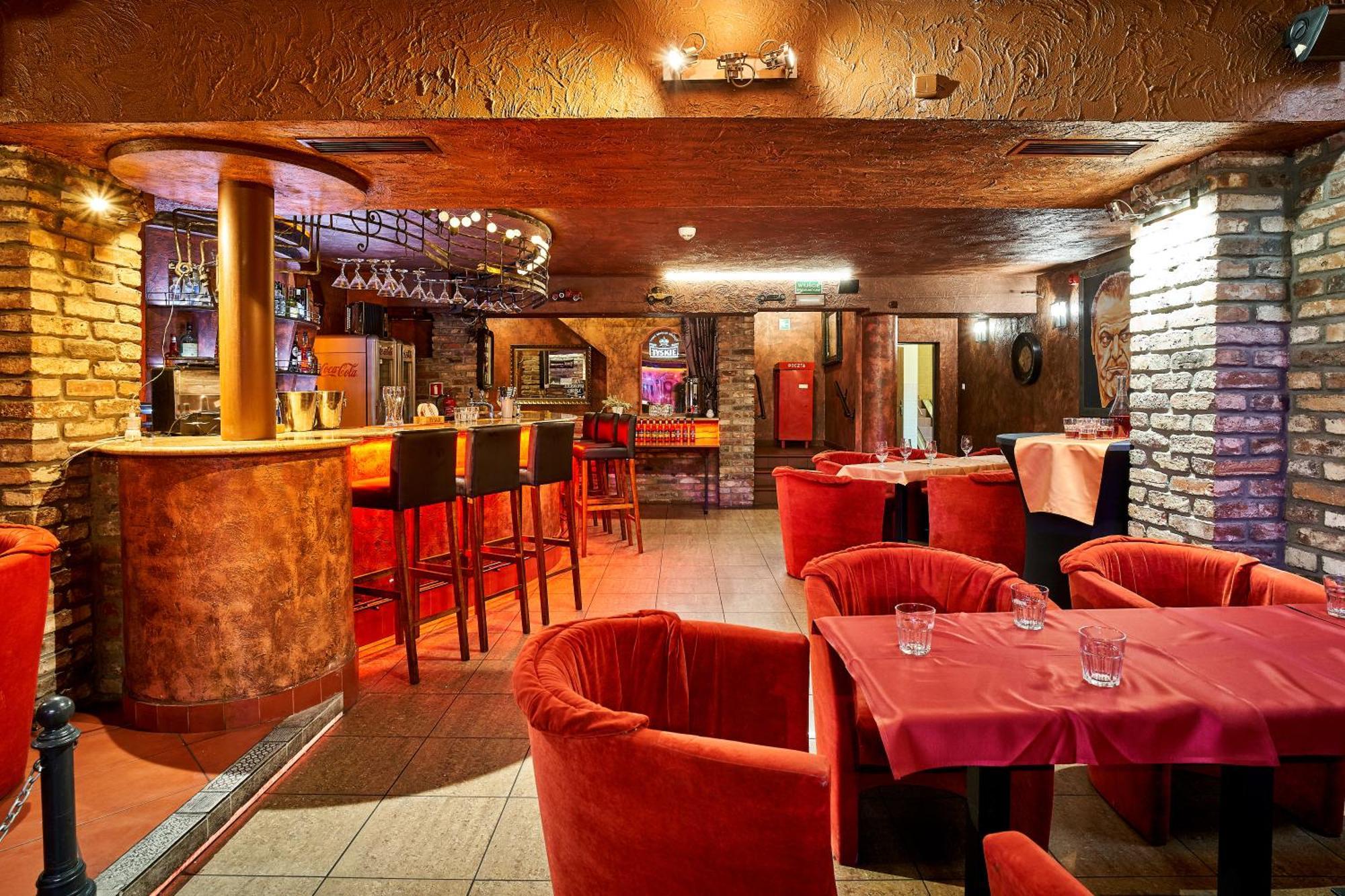 Hotel Stara Poczta Тихи Екстер'єр фото