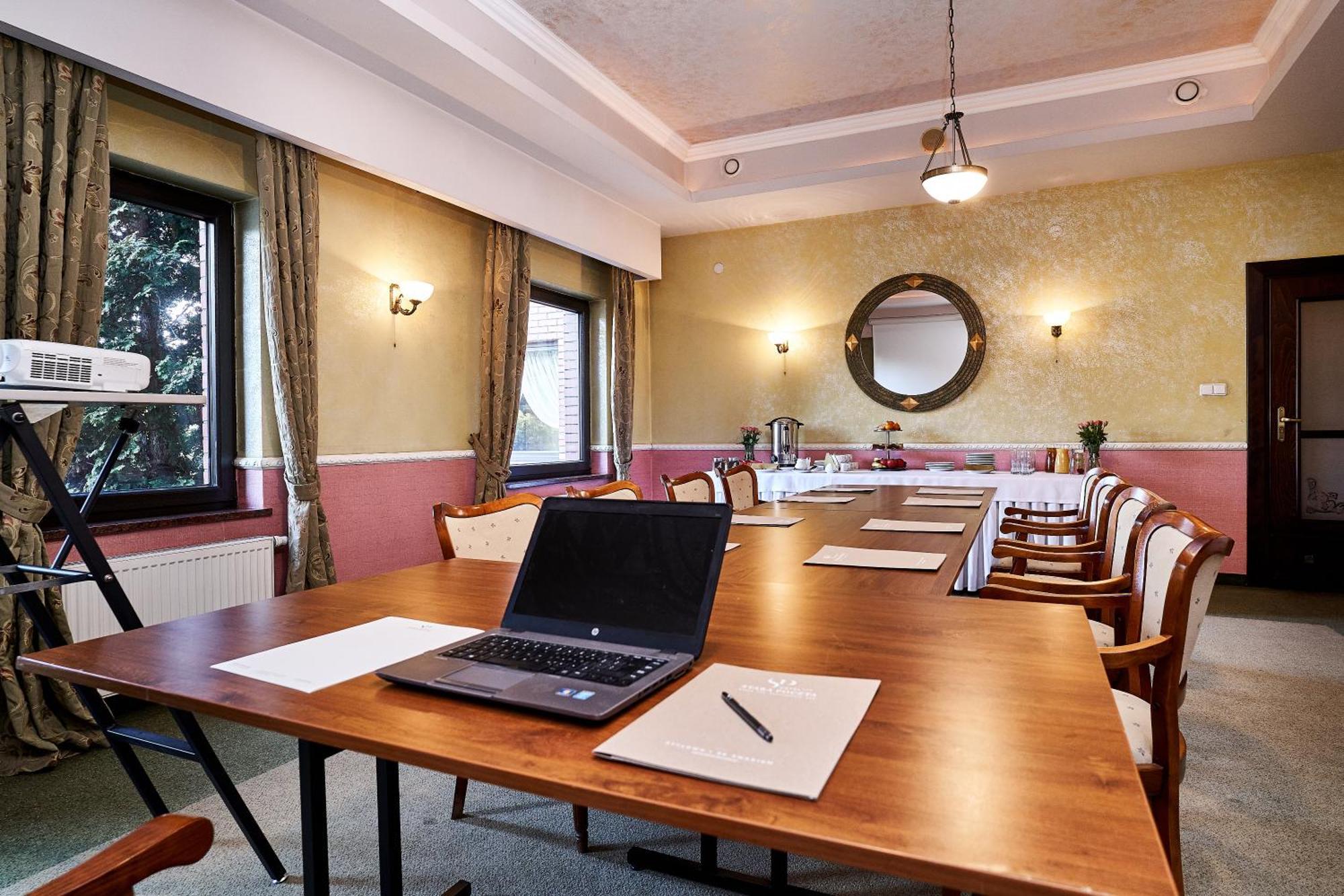 Hotel Stara Poczta Тихи Екстер'єр фото